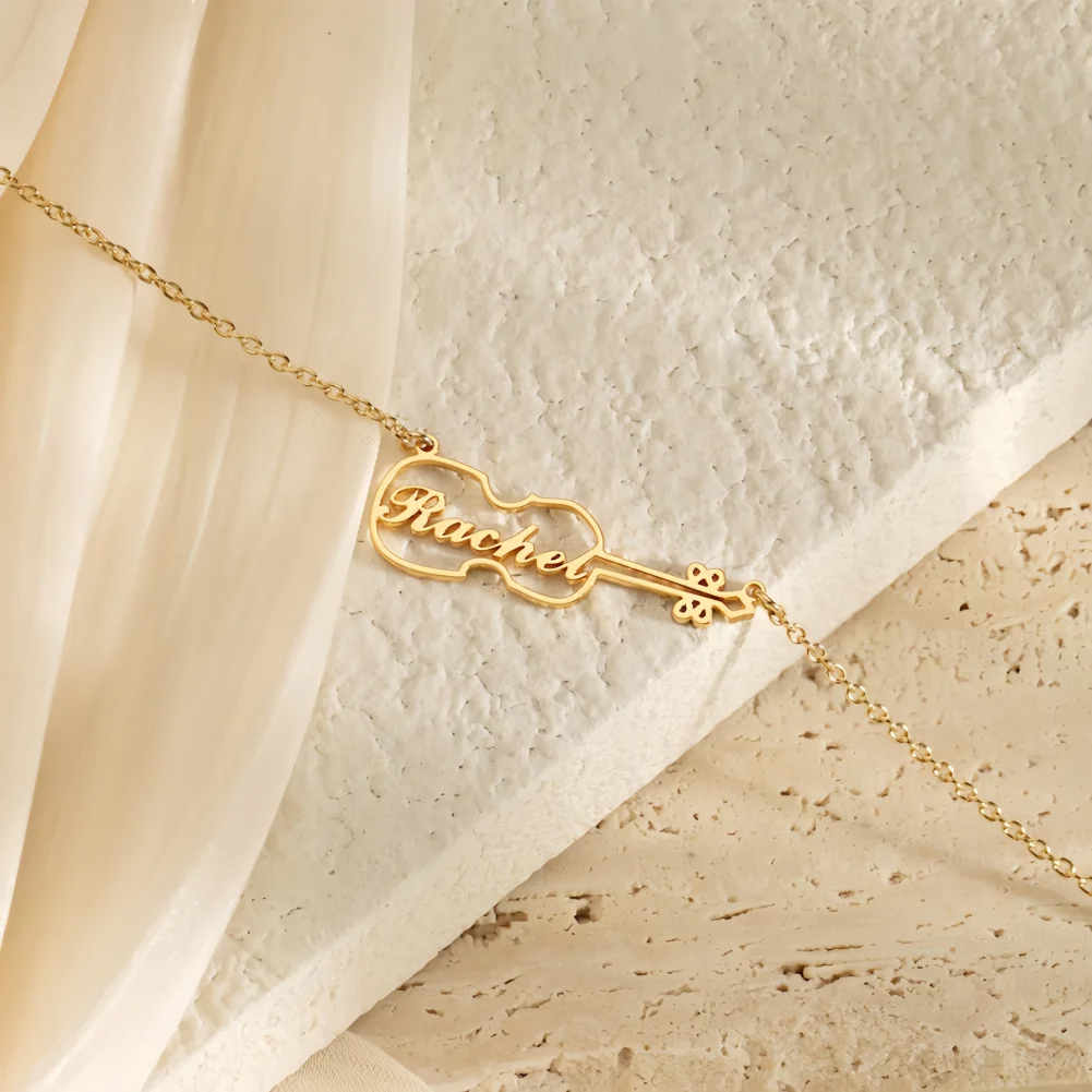 Personalized Violin Necklace C - Musical Instrument And Name のレビューと価格